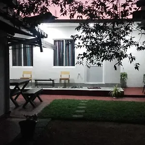 Habitación en casa particular Araliya White House, Negombo